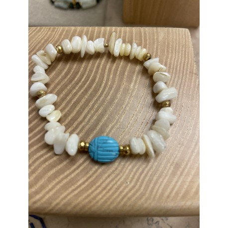 Bracelet scarabée turquoise nacre