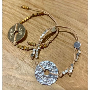 Médaille cordon Love is all