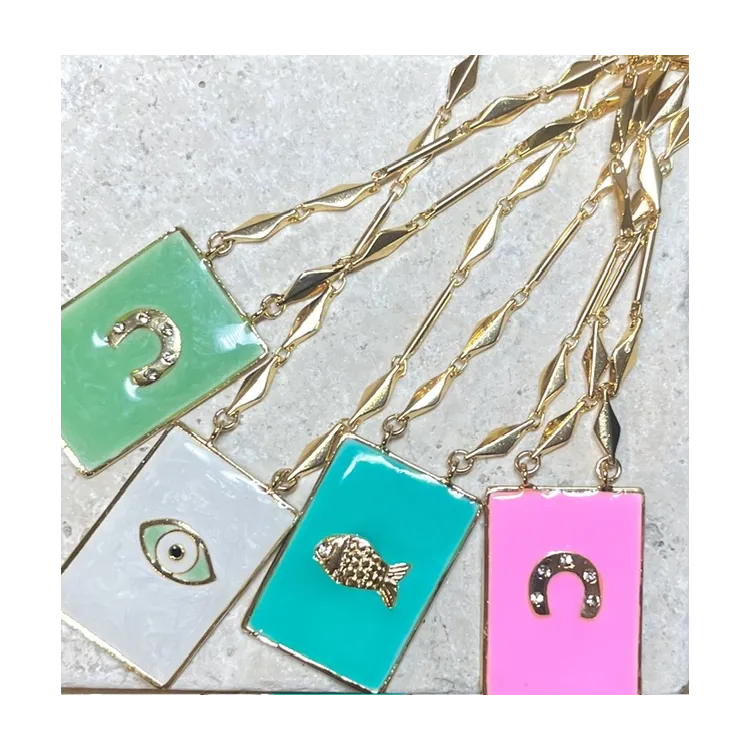 Collier médaille émaillée symbole poisson