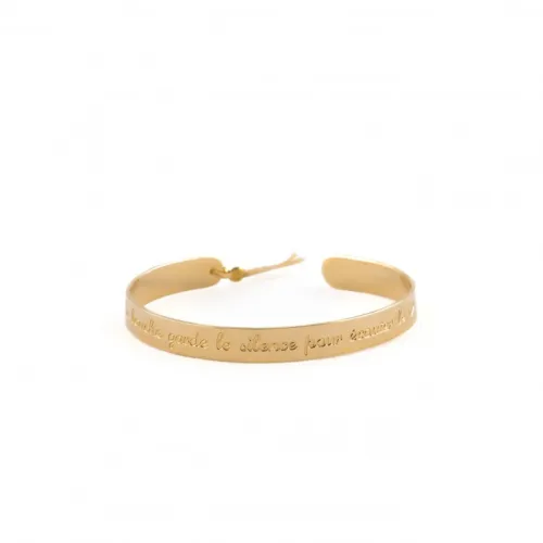 Jonc  la bouche garde le silence pour écouter le cur